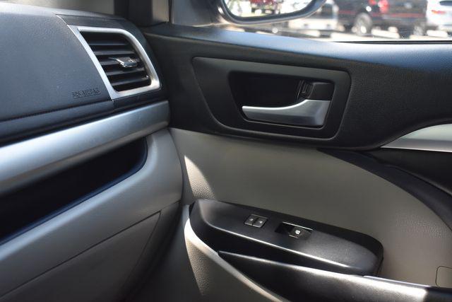 used 2018 Toyota Highlander car, priced at $22,990