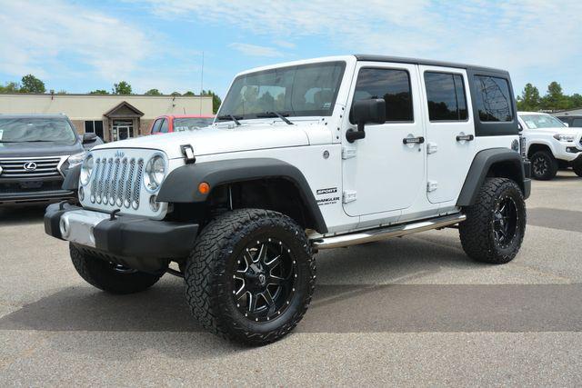 used 2015 Jeep Wrangler Unlimited car, priced at $21,880