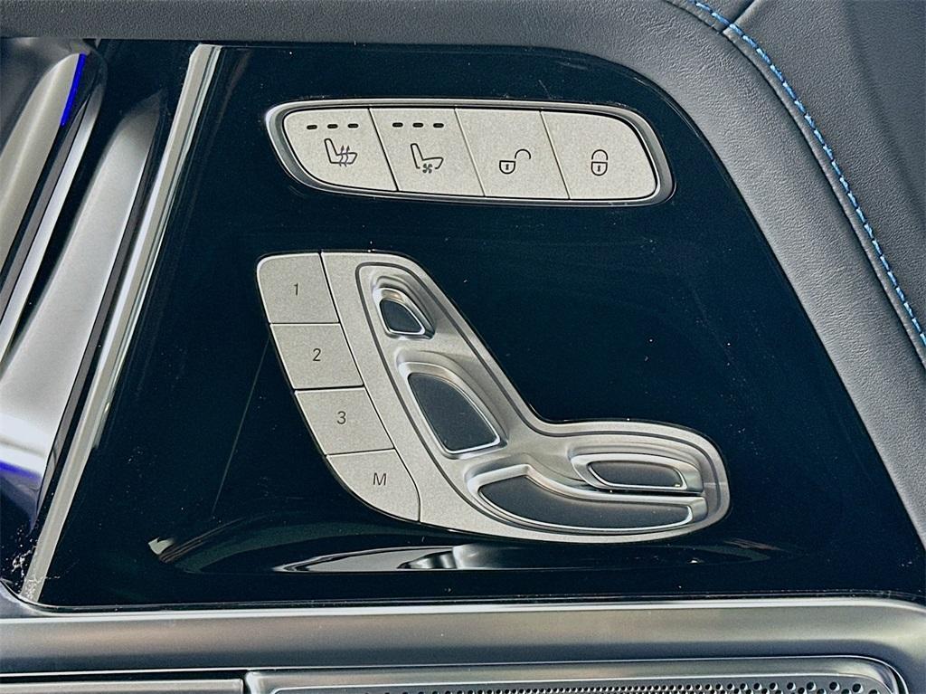 new 2025 Mercedes-Benz G-Class car, priced at $184,150