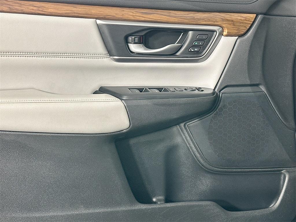 used 2022 Honda CR-V car, priced at $28,000