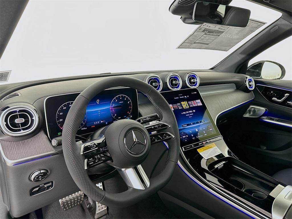 new 2025 Mercedes-Benz GLC 300 car, priced at $60,785