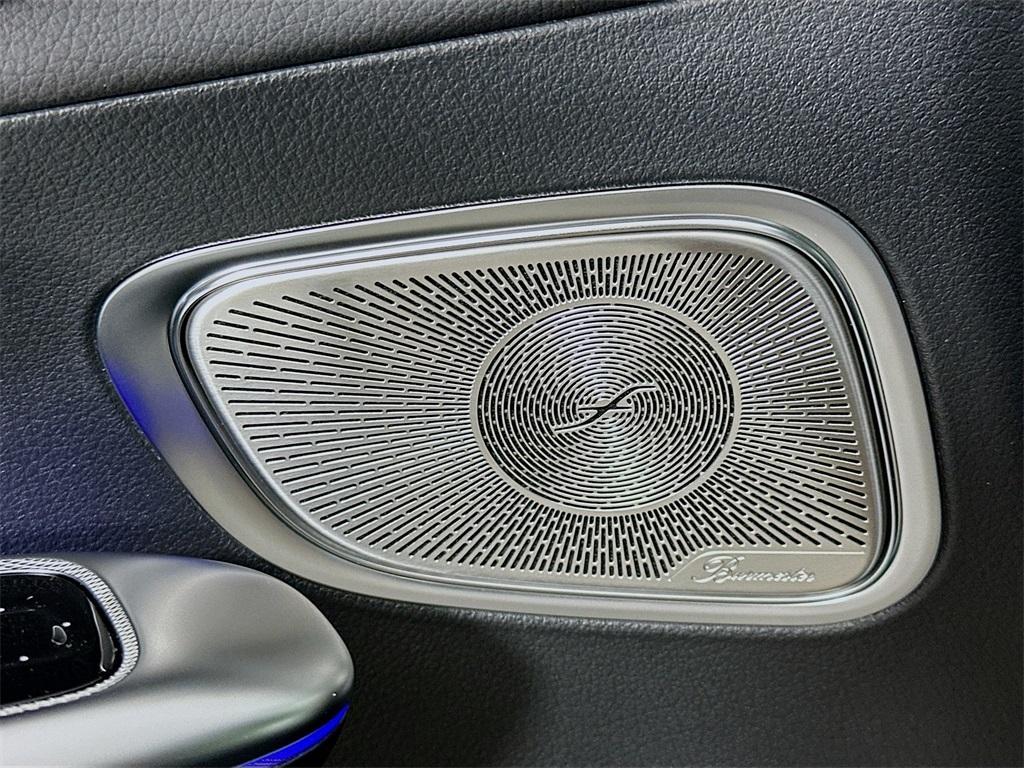 new 2025 Mercedes-Benz GLC 300 car, priced at $60,785