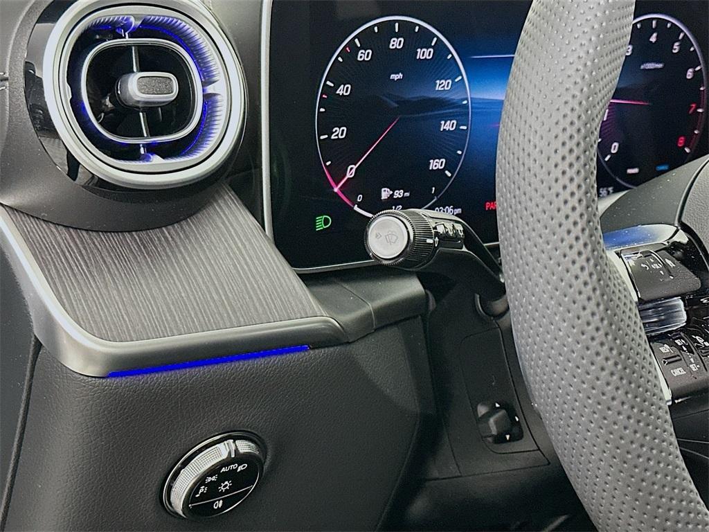 new 2025 Mercedes-Benz GLC 300 car, priced at $60,785