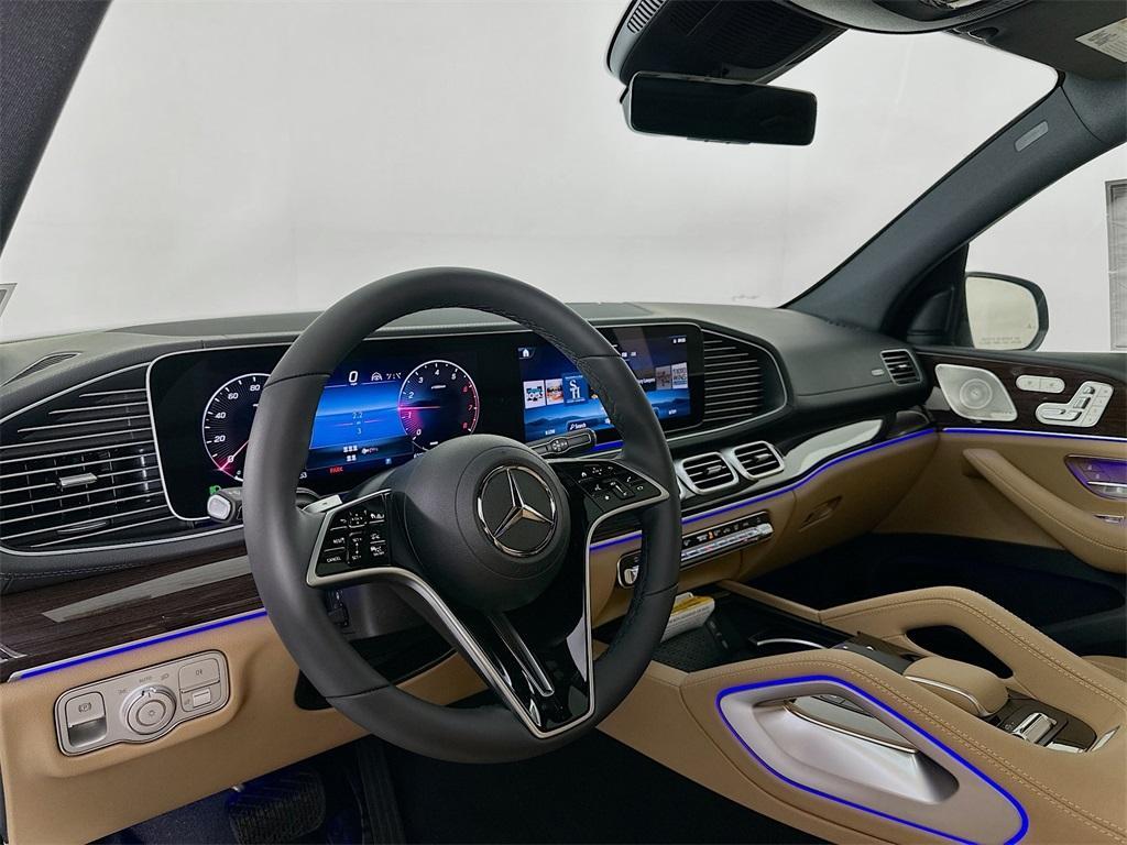 new 2025 Mercedes-Benz GLS 450 car, priced at $96,775
