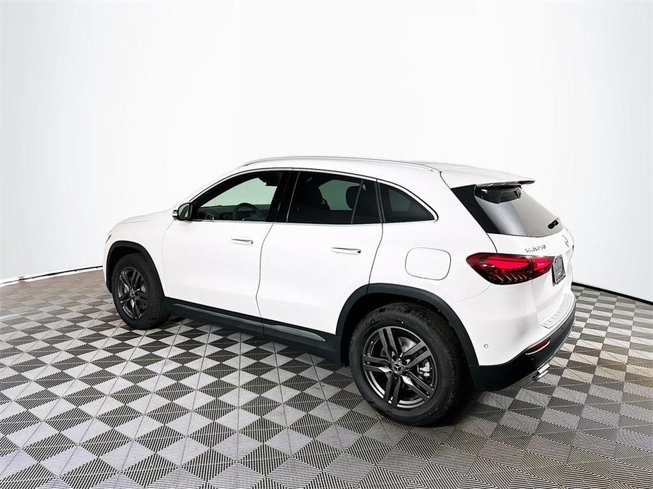 new 2025 Mercedes-Benz GLA 250 car, priced at $51,875