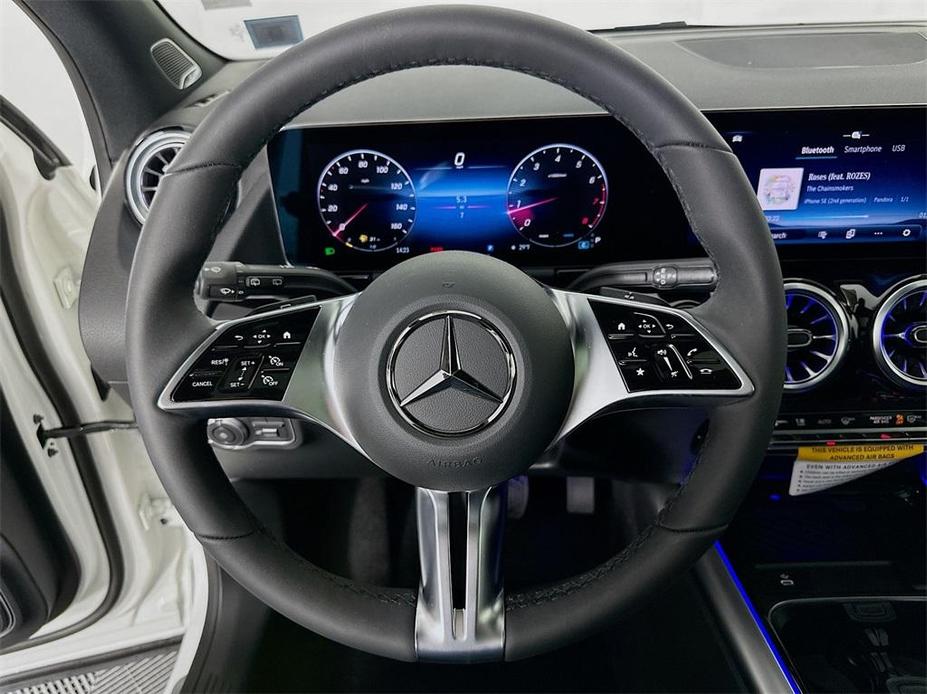 new 2025 Mercedes-Benz GLA 250 car, priced at $51,875