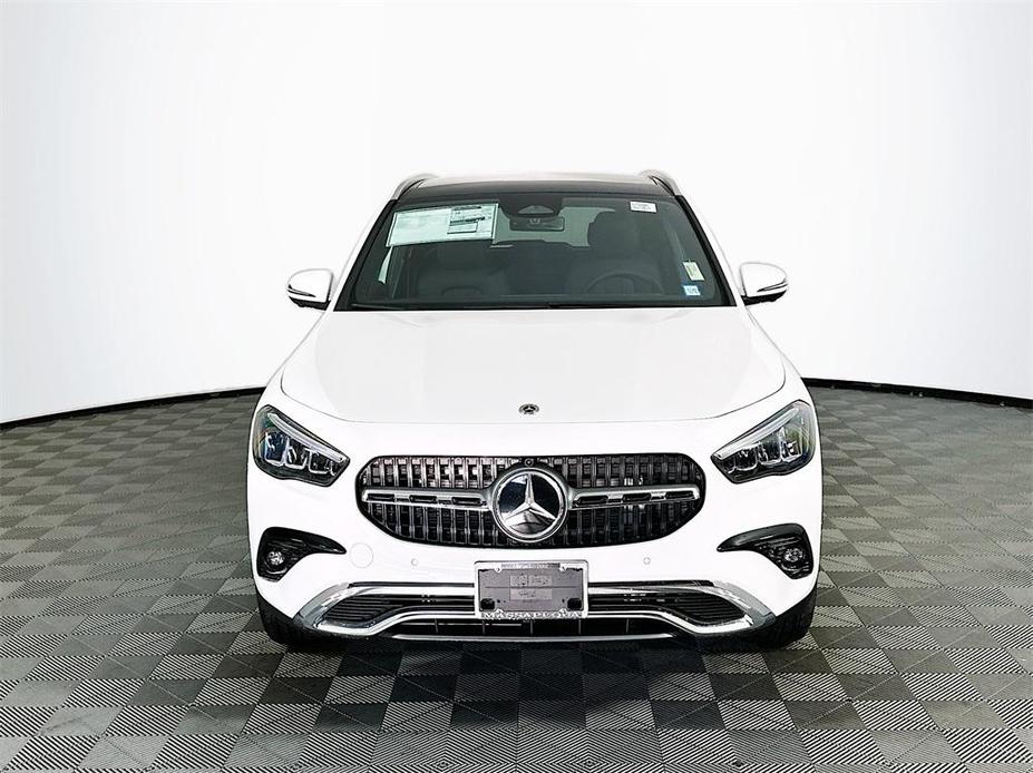 new 2025 Mercedes-Benz GLA 250 car, priced at $51,875