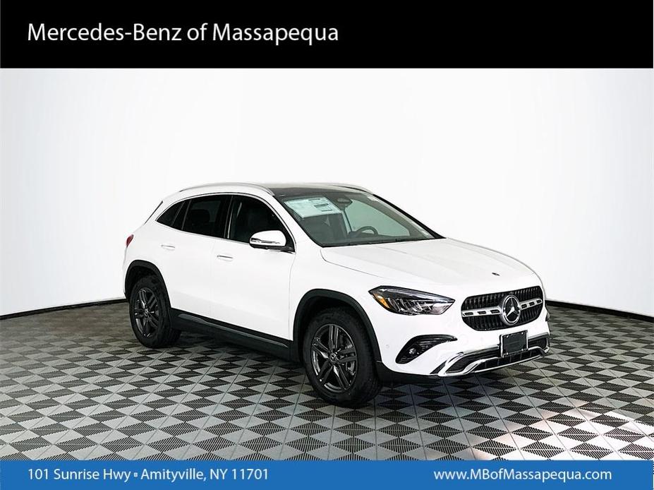 new 2025 Mercedes-Benz GLA 250 car, priced at $51,875