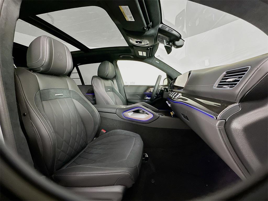 new 2025 Mercedes-Benz AMG GLE 63 car, priced at $143,165