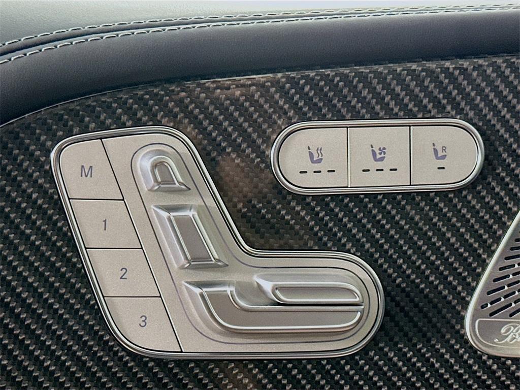 new 2025 Mercedes-Benz AMG GLE 63 car, priced at $139,130
