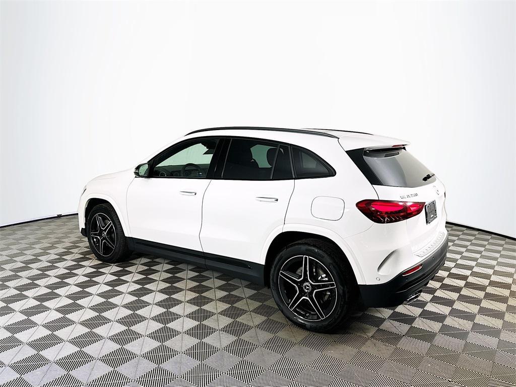 new 2026 Mercedes-Benz GLA 250 car, priced at $52,920