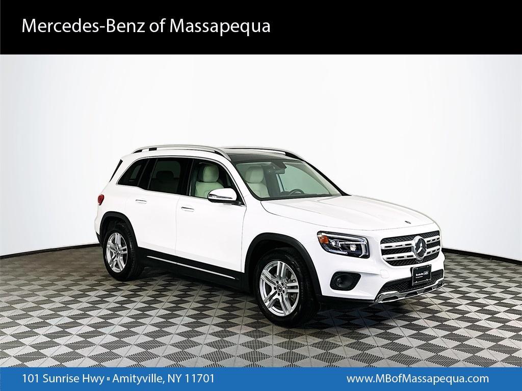 used 2022 Mercedes-Benz GLB 250 car, priced at $32,000