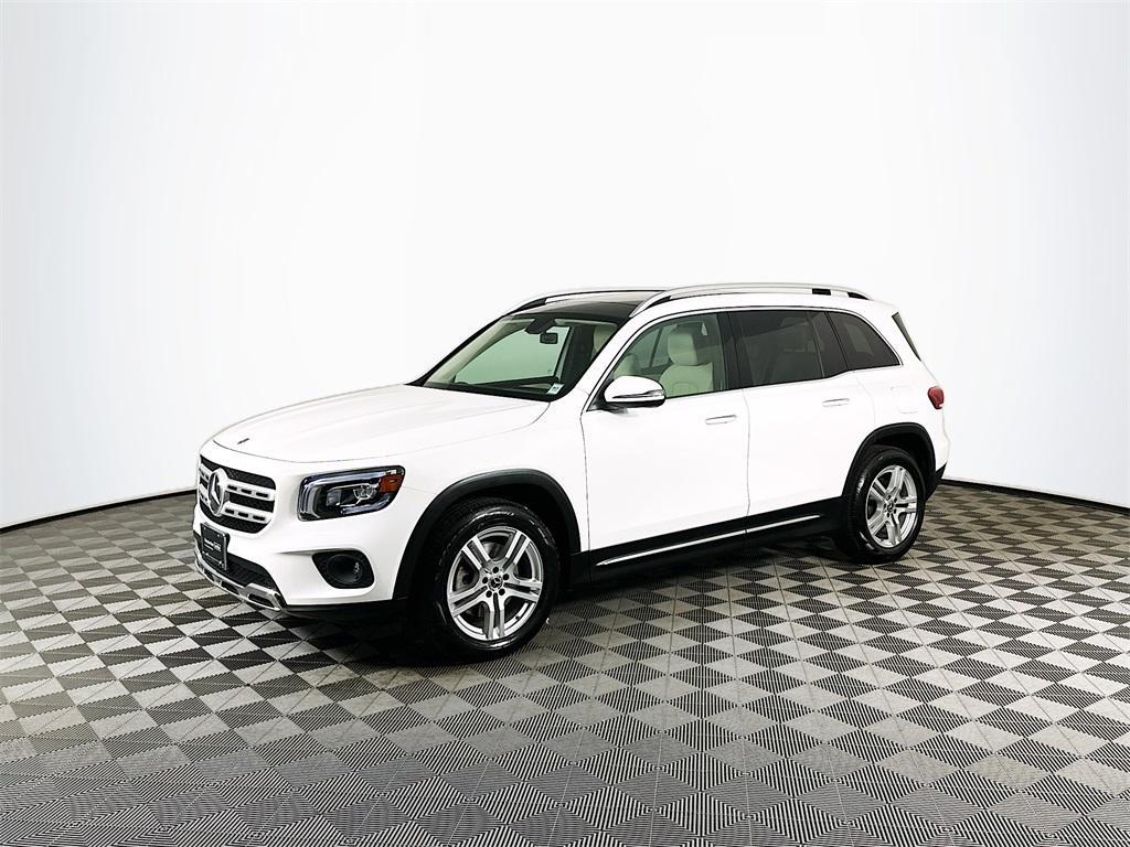 used 2022 Mercedes-Benz GLB 250 car, priced at $32,000