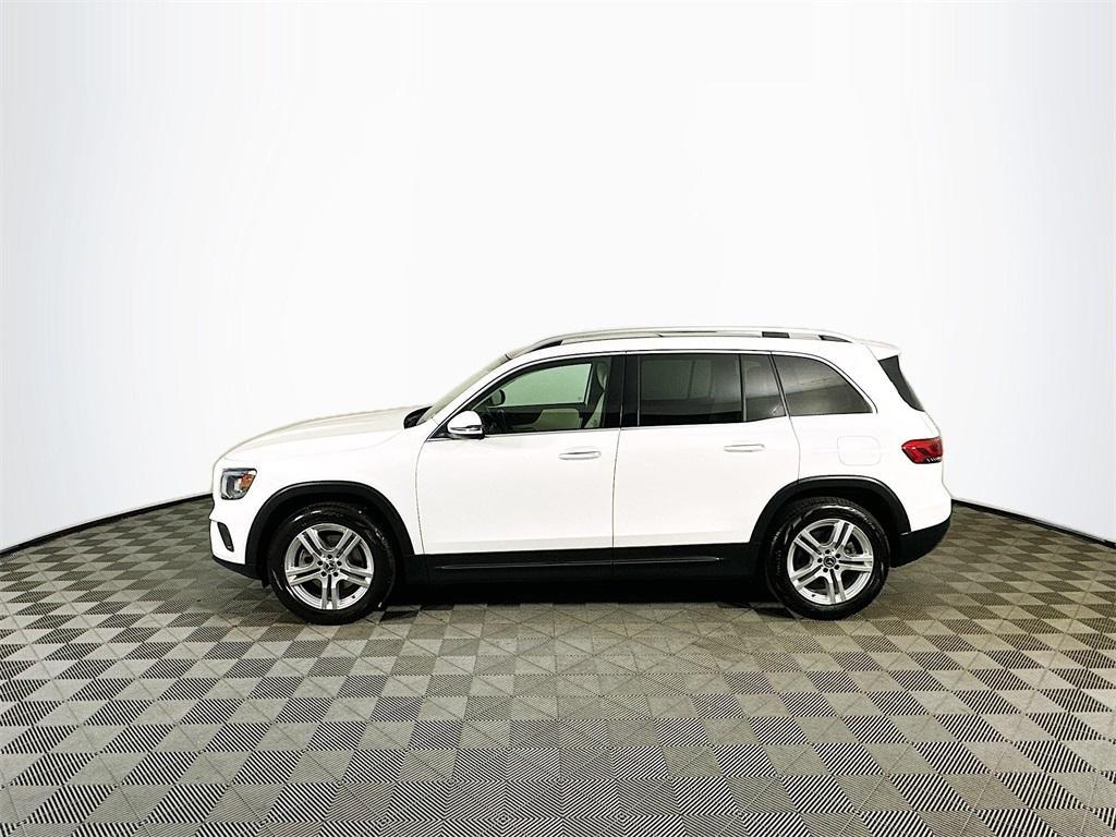 used 2022 Mercedes-Benz GLB 250 car, priced at $32,000