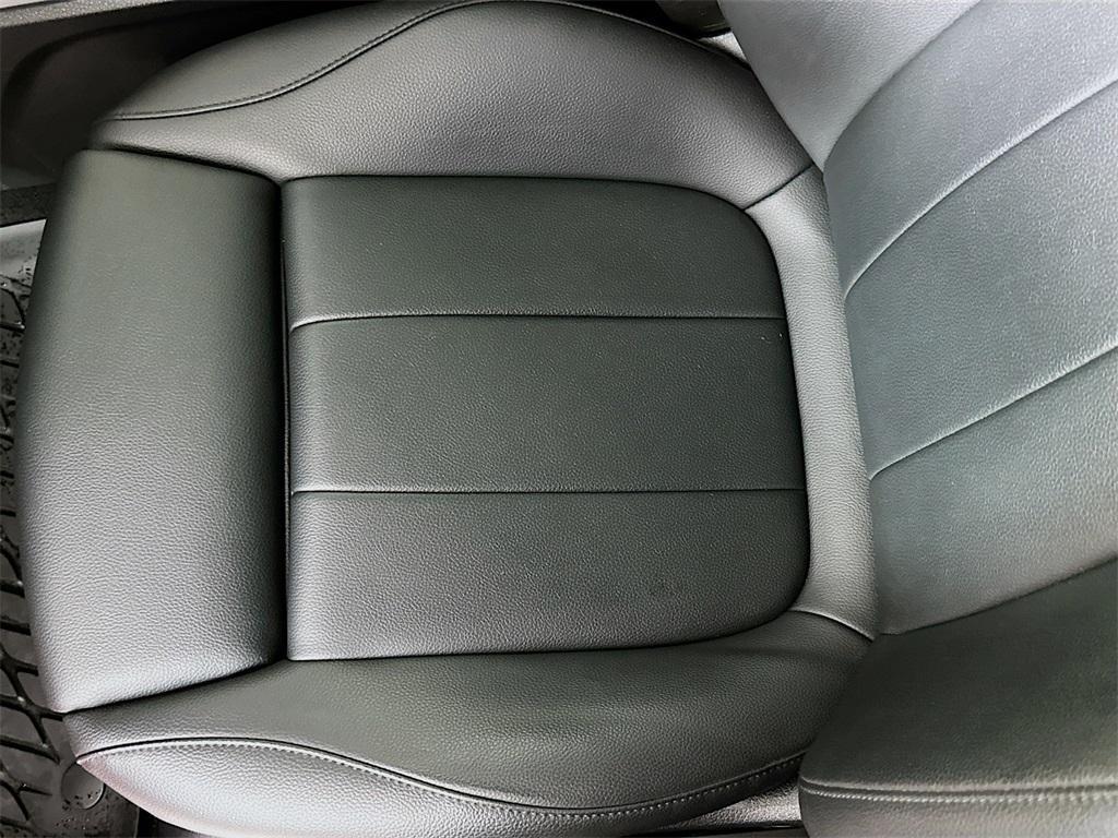 used 2022 Mercedes-Benz GLB 250 car, priced at $32,000