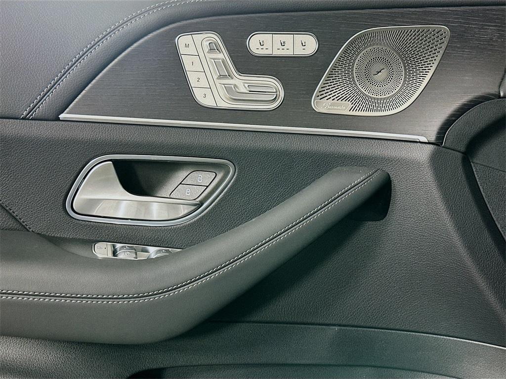 new 2025 Mercedes-Benz GLE 350 car, priced at $65,500