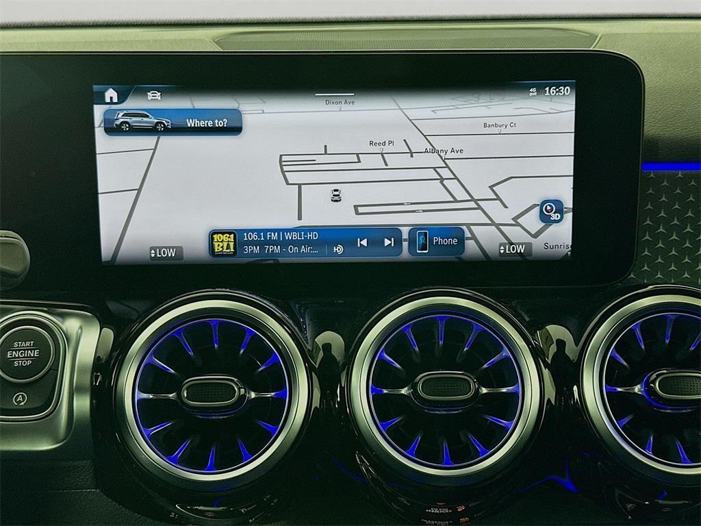 new 2025 Mercedes-Benz GLB 250 car, priced at $51,095
