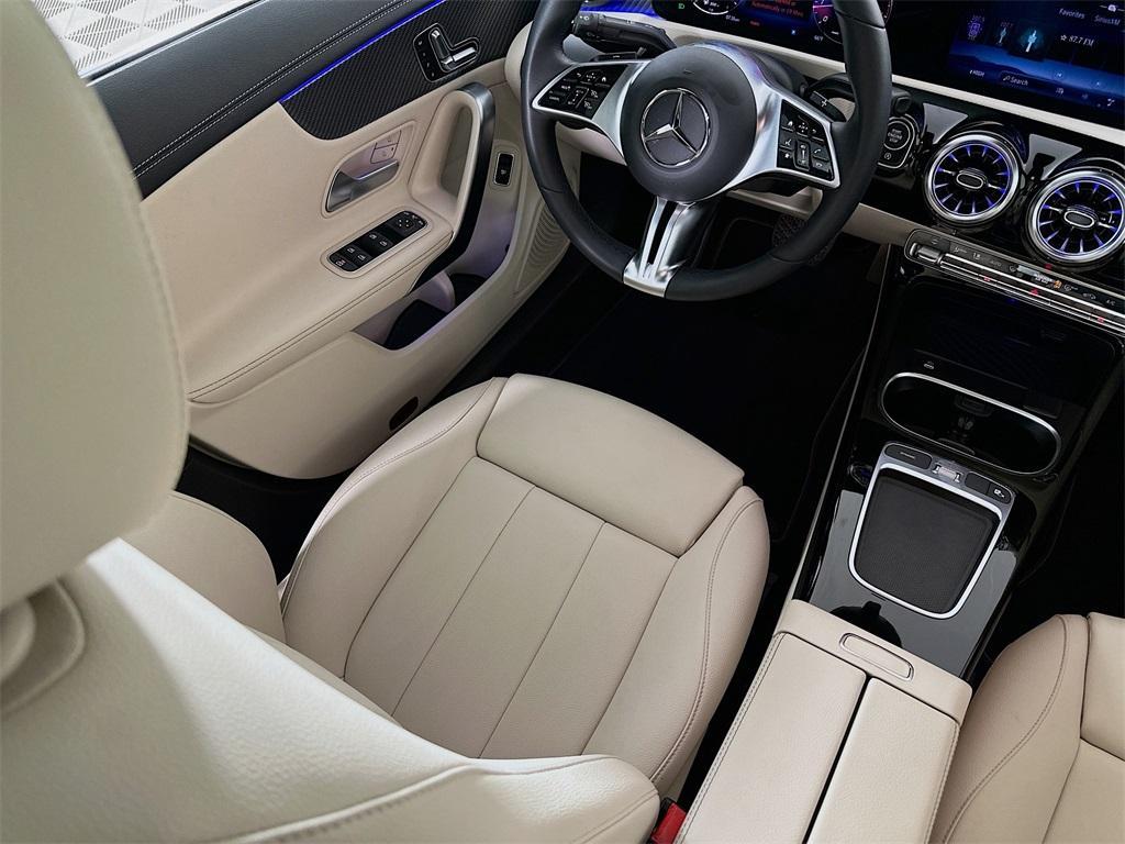 used 2025 Mercedes-Benz CLA 250 car