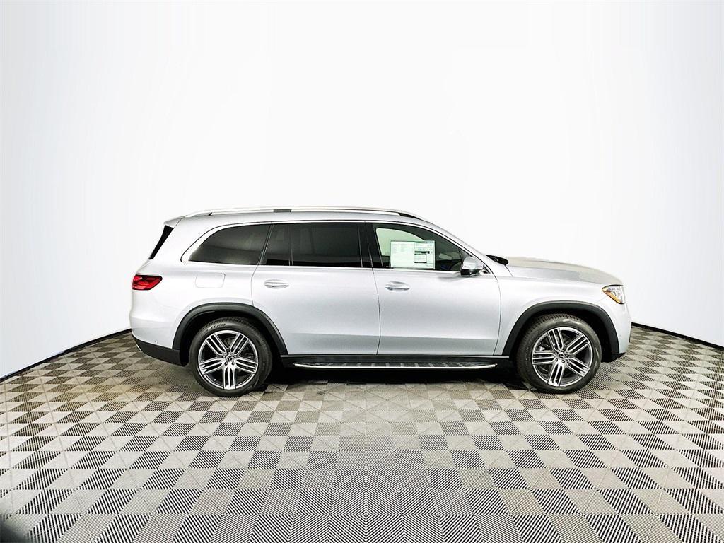 new 2025 Mercedes-Benz GLS 450 car, priced at $93,230