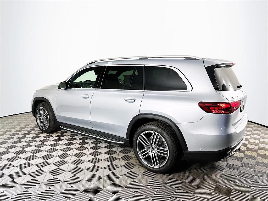 new 2025 Mercedes-Benz GLS 450 car, priced at $93,230