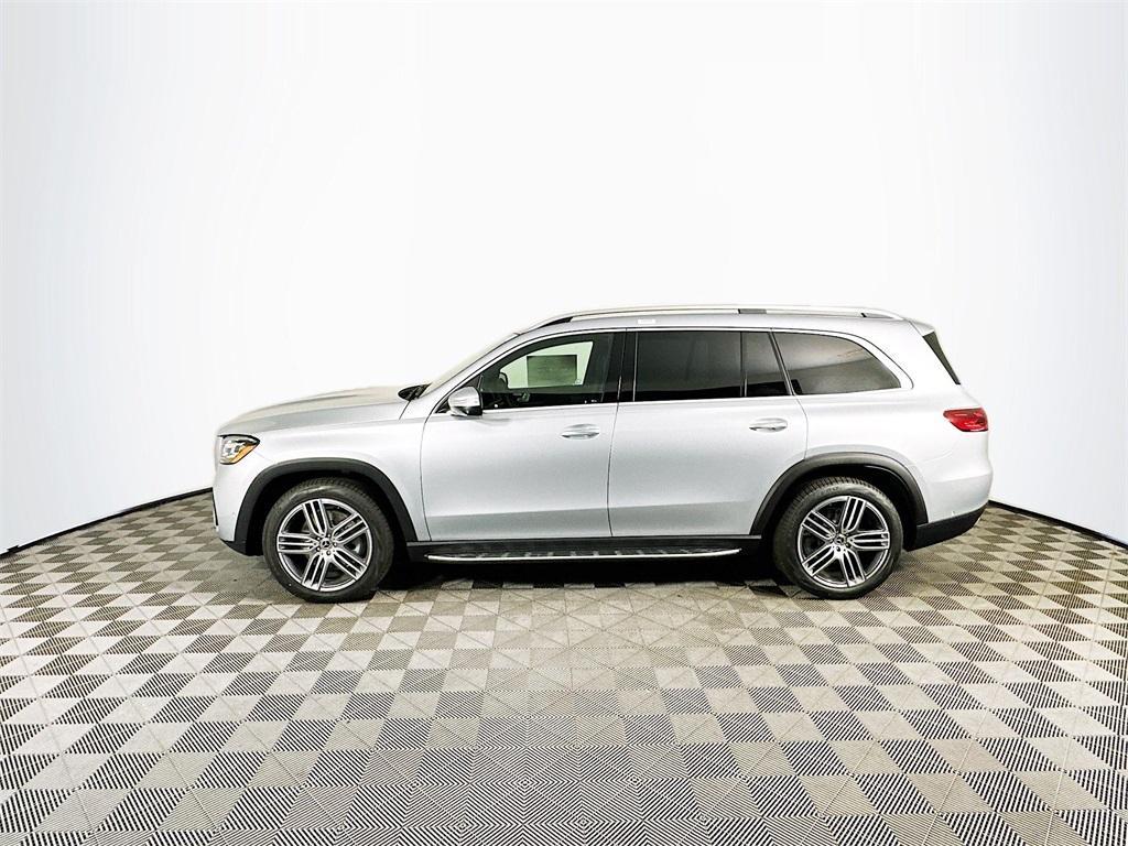 new 2025 Mercedes-Benz GLS 450 car, priced at $93,230