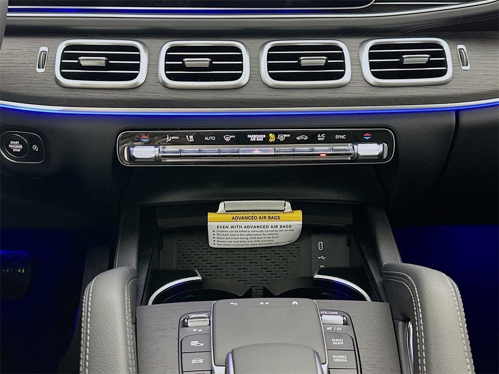 new 2025 Mercedes-Benz GLS 450 car, priced at $93,230