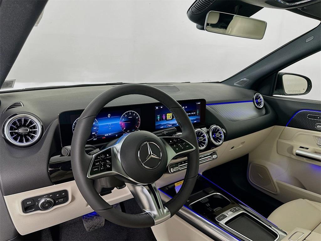 new 2026 Mercedes-Benz GLA 250 car, priced at $48,985