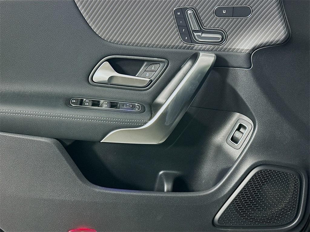 new 2025 Mercedes-Benz CLA 250 car, priced at $48,895