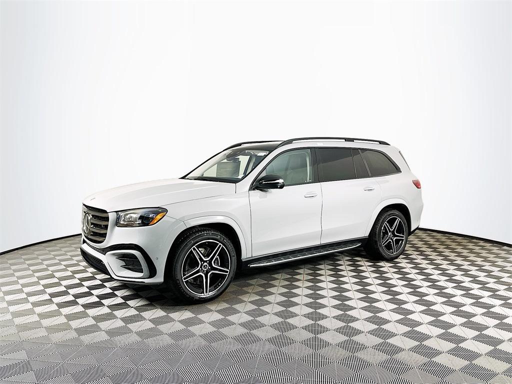 new 2025 Mercedes-Benz GLS 450 car, priced at $100,915