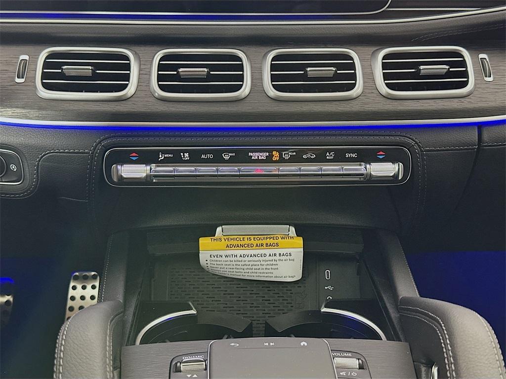 new 2025 Mercedes-Benz GLS 450 car, priced at $100,915
