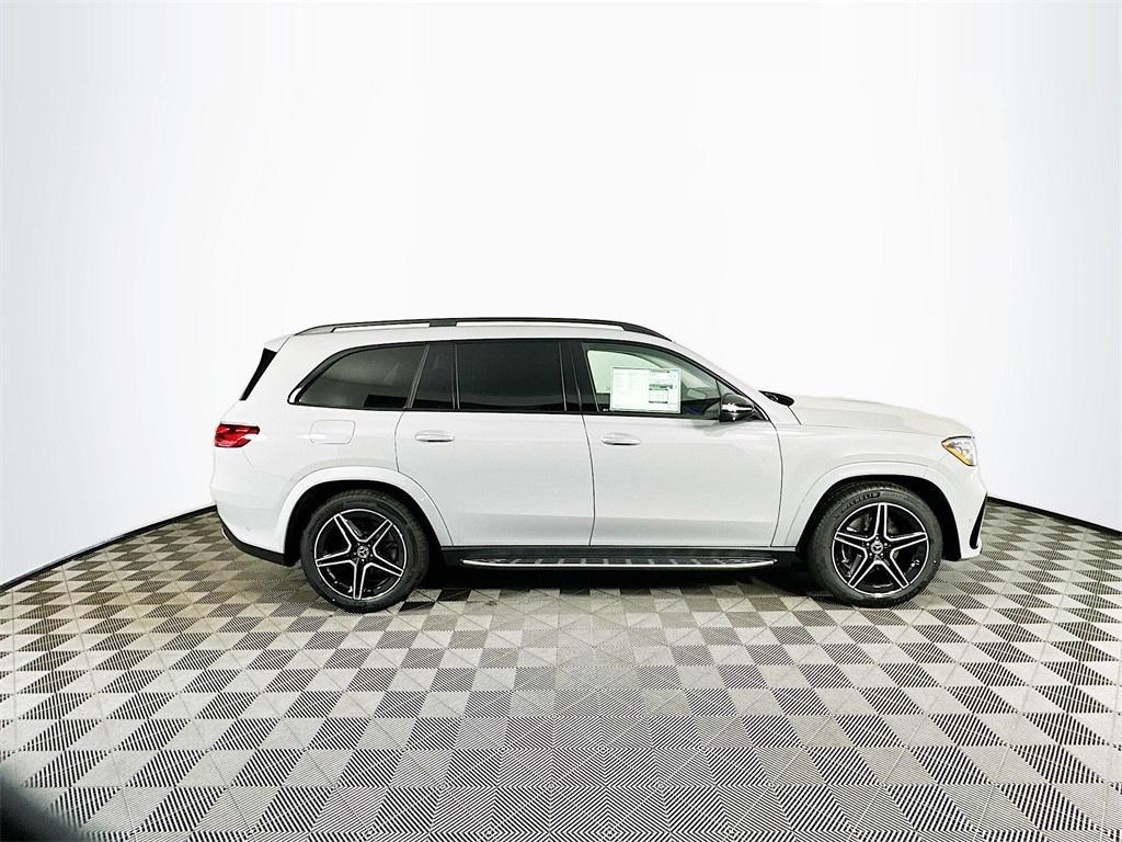 new 2025 Mercedes-Benz GLS 450 car, priced at $100,915
