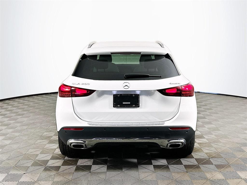new 2025 Mercedes-Benz GLA 250 car, priced at $47,295