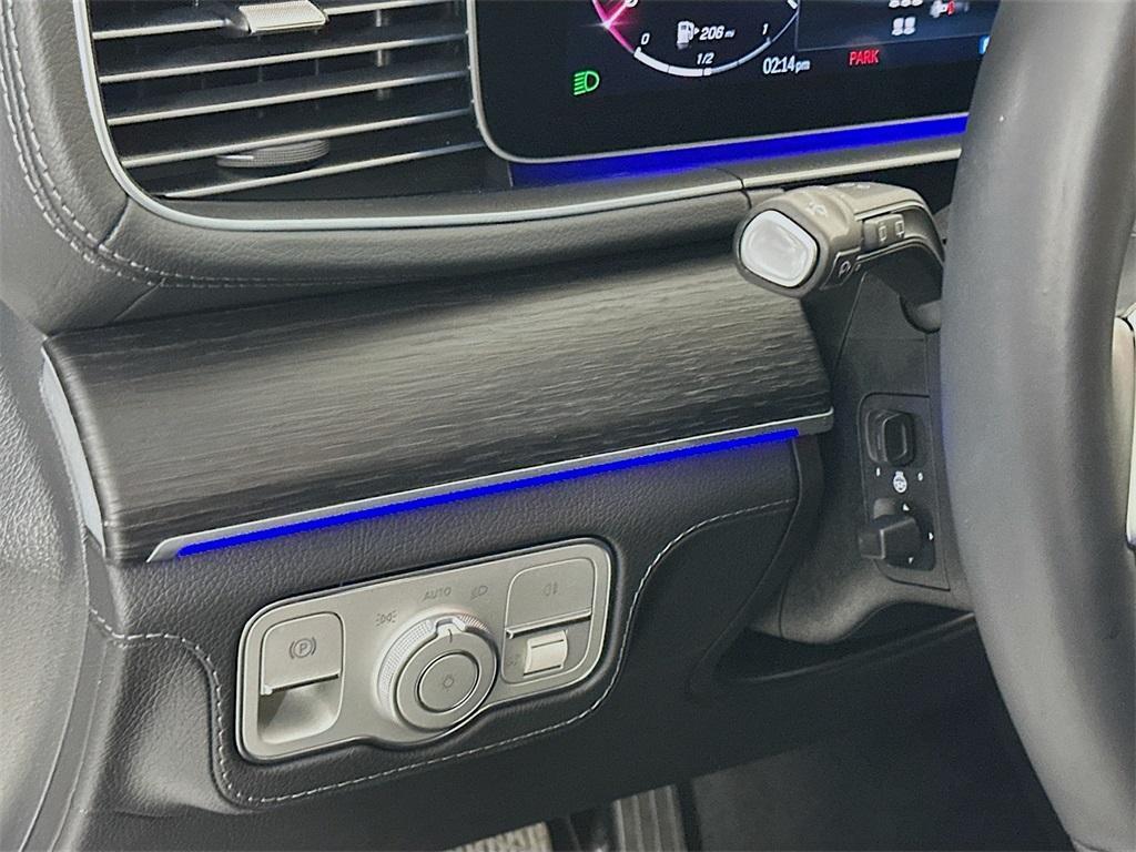 used 2025 Mercedes-Benz GLE 580 car, priced at $88,500