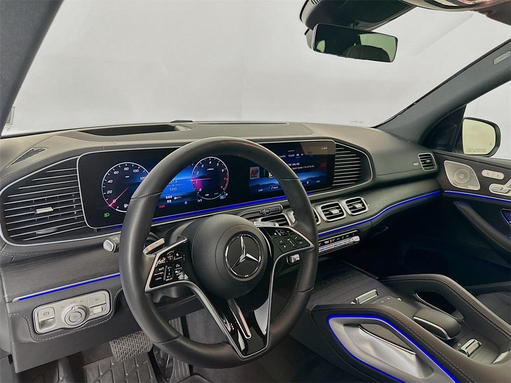 used 2025 Mercedes-Benz GLE 580 car, priced at $88,500