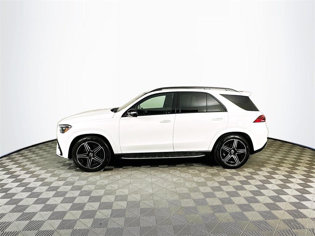 used 2025 Mercedes-Benz GLE 580 car, priced at $88,500