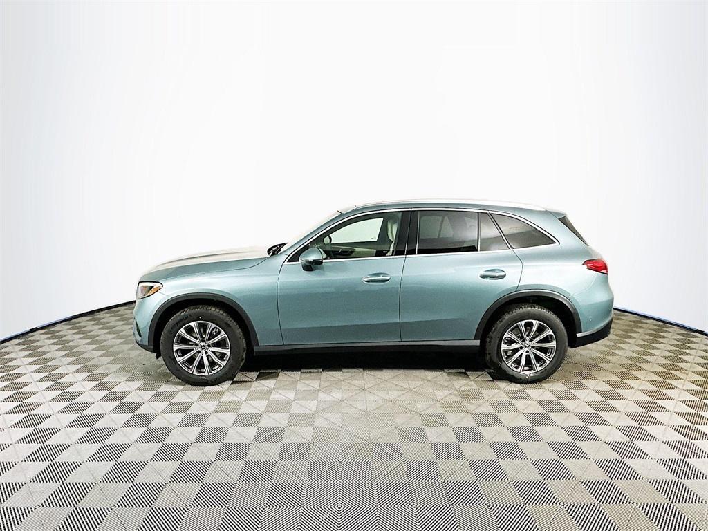 new 2025 Mercedes-Benz GLC 300 car, priced at $57,135