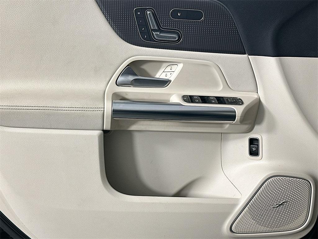 used 2021 Mercedes-Benz GLA 250 car, priced at $31,000