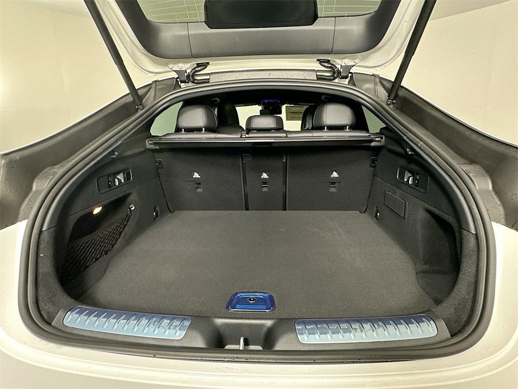 new 2025 Mercedes-Benz GLC 300 car, priced at $64,485