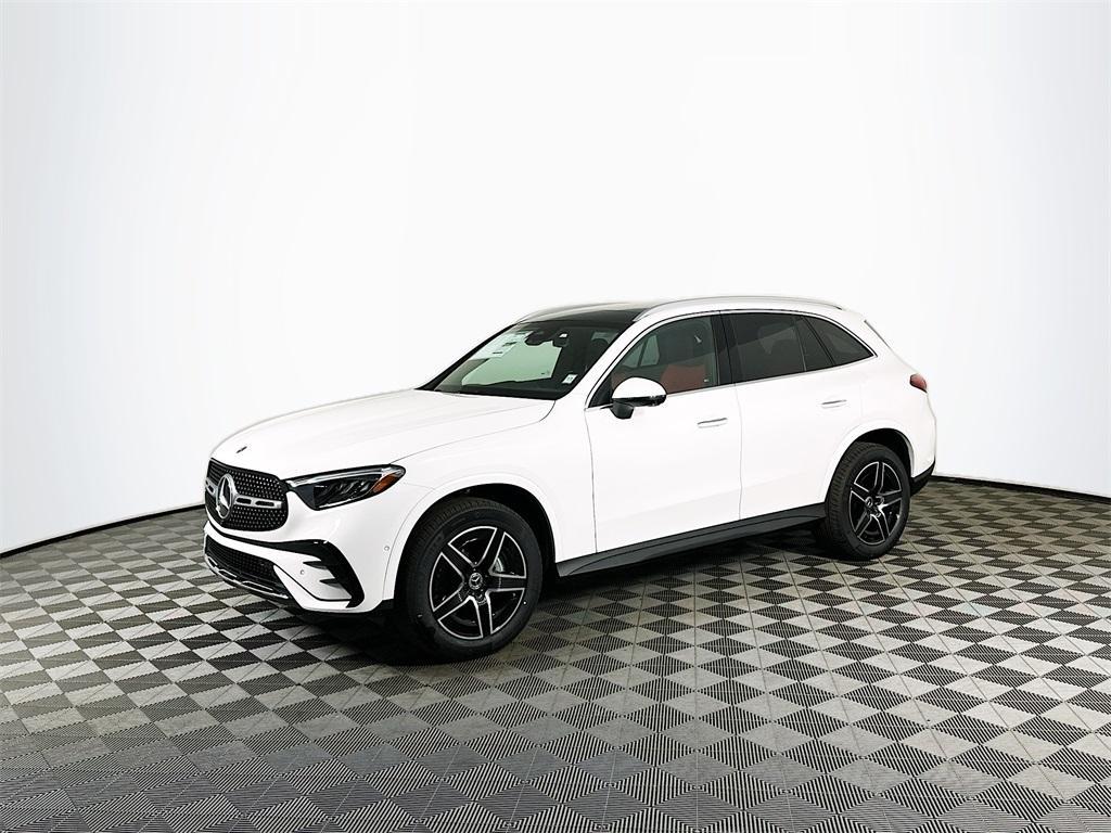 new 2025 Mercedes-Benz GLC 300 car, priced at $62,075