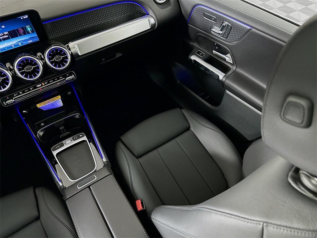 new 2026 Mercedes-Benz GLB 250 car, priced at $51,870