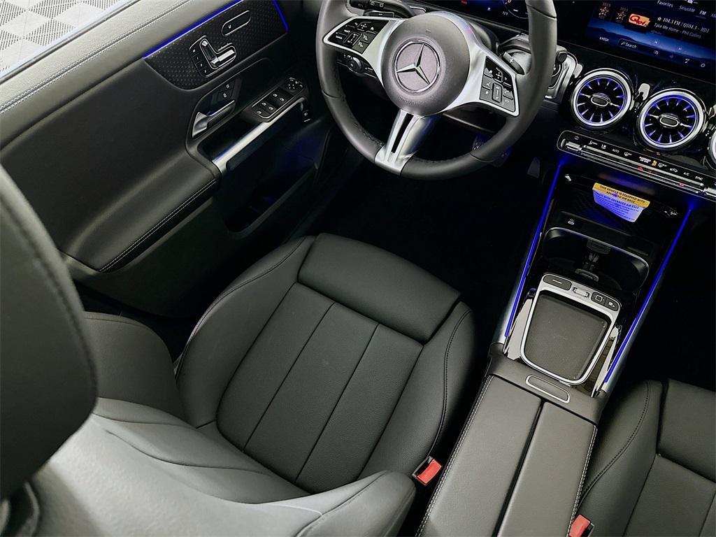 new 2026 Mercedes-Benz GLB 250 car, priced at $51,870