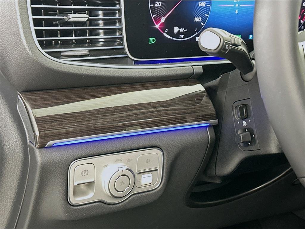 new 2025 Mercedes-Benz GLE 450e car, priced at $77,340