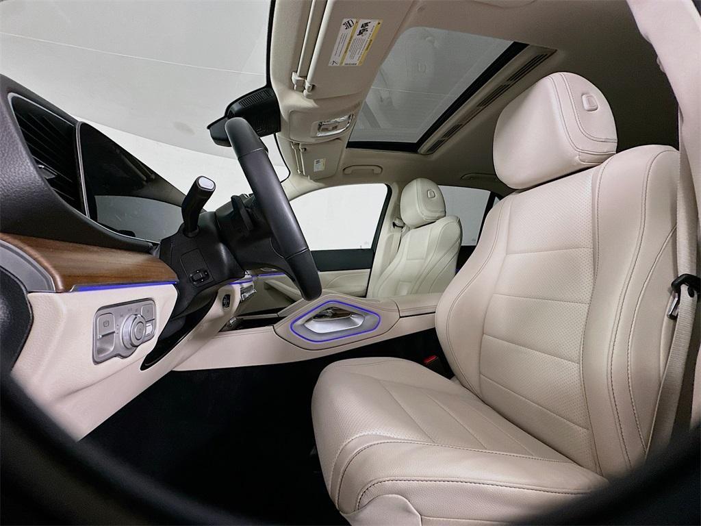 used 2022 Mercedes-Benz GLE 350 car, priced at $49,000