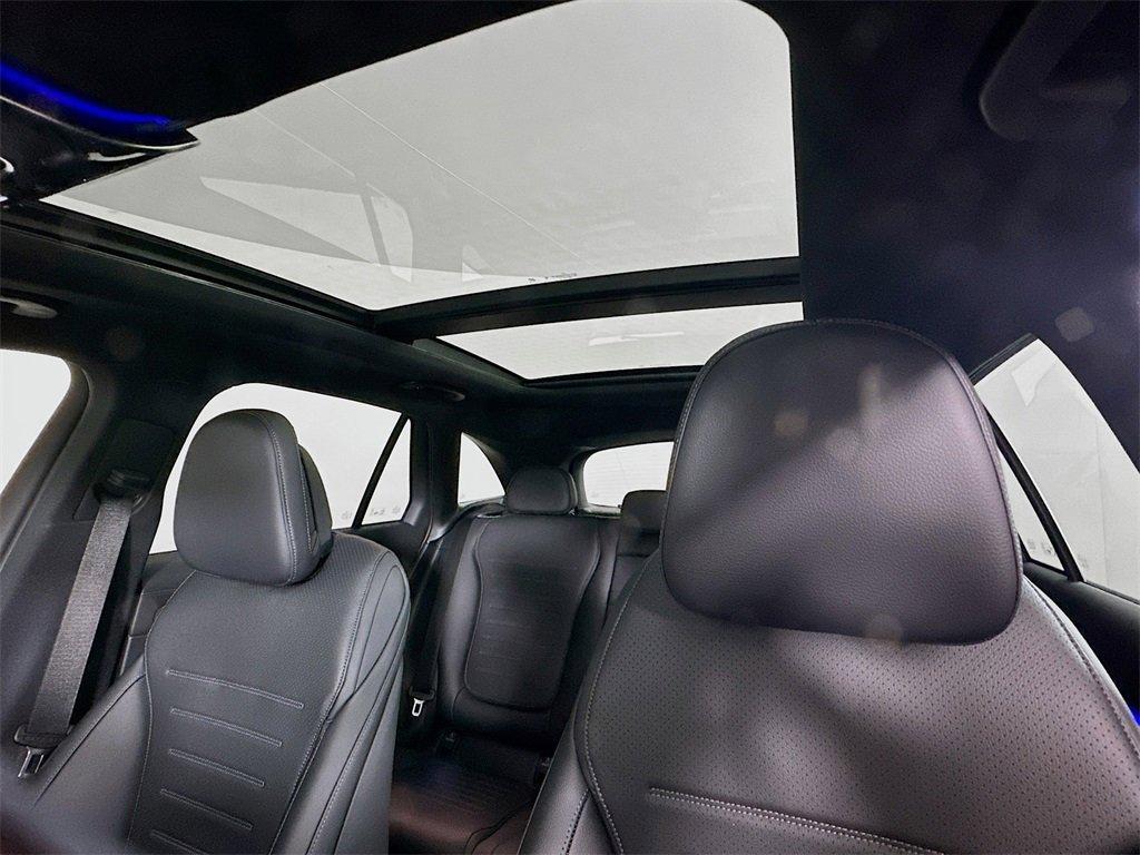 new 2025 Mercedes-Benz GLC 300 car, priced at $60,955