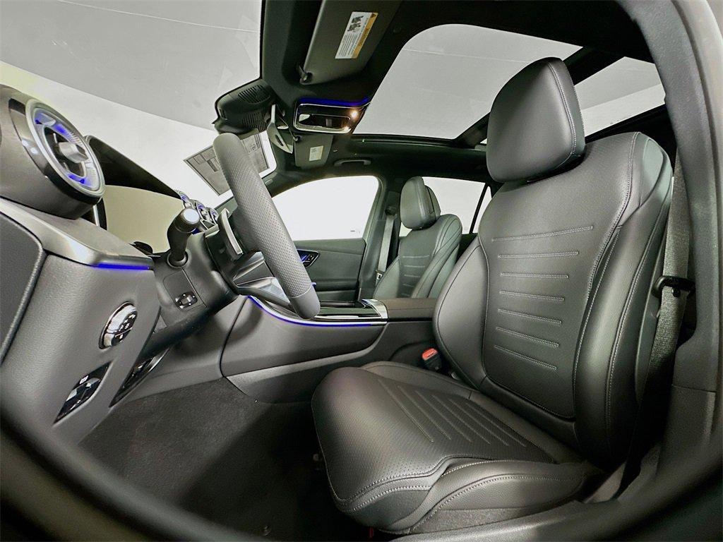 new 2025 Mercedes-Benz GLC 300 car, priced at $60,955