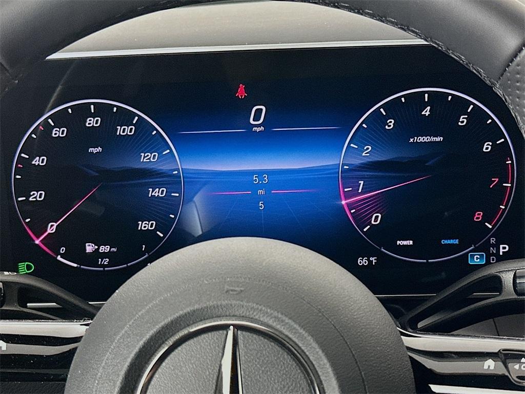 new 2025 Mercedes-Benz GLC 300 car, priced at $60,955