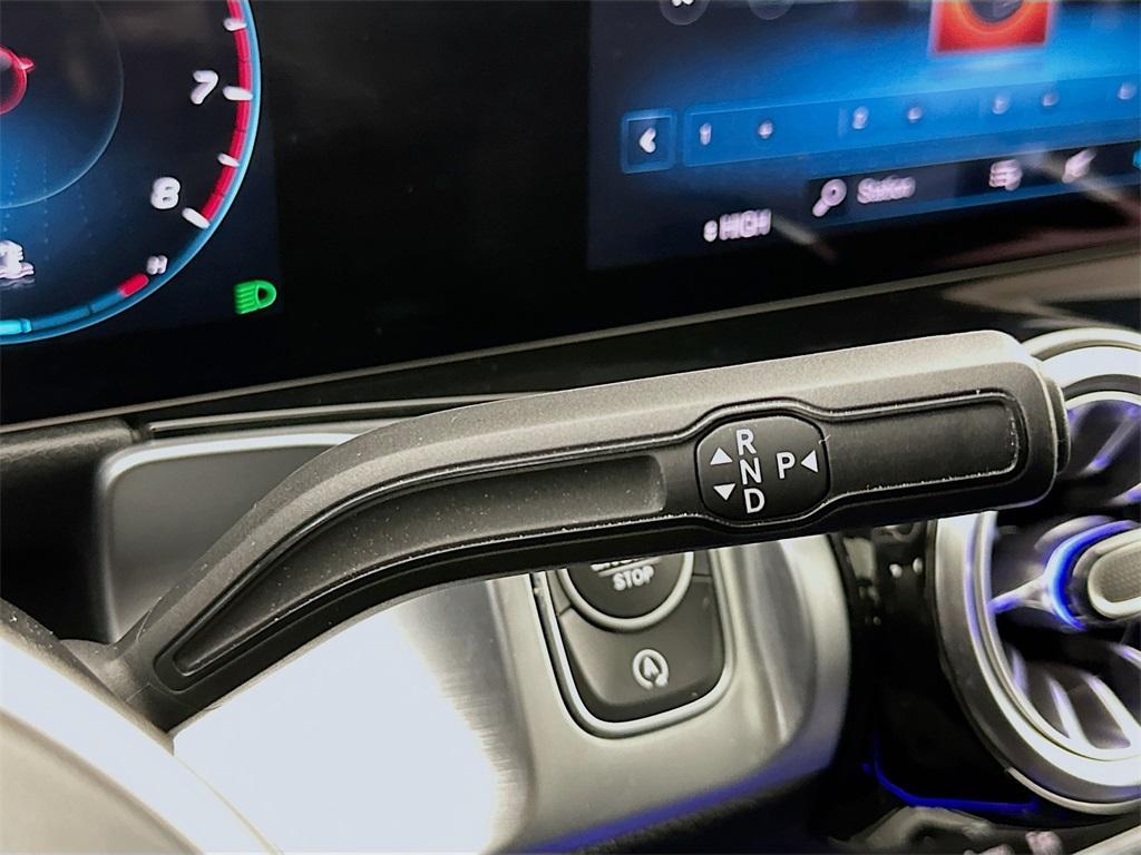 used 2022 Mercedes-Benz GLB 250 car, priced at $33,000