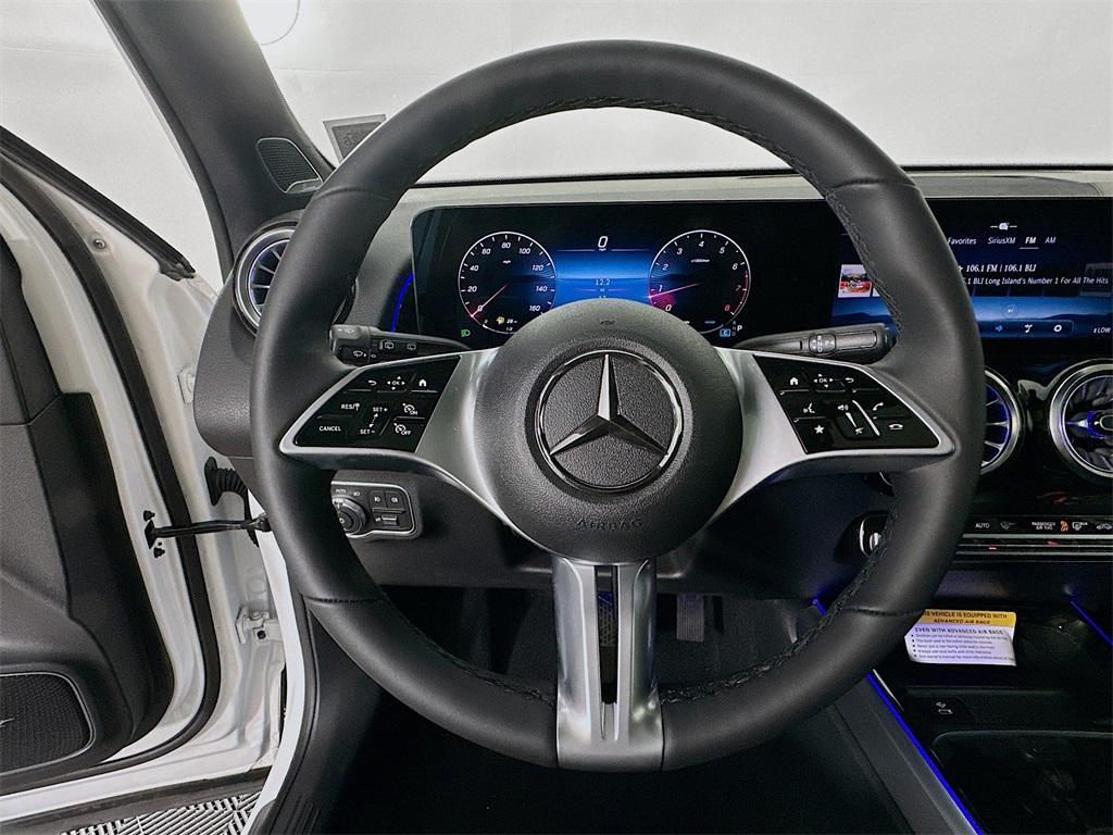 new 2025 Mercedes-Benz GLB 250 car, priced at $53,675