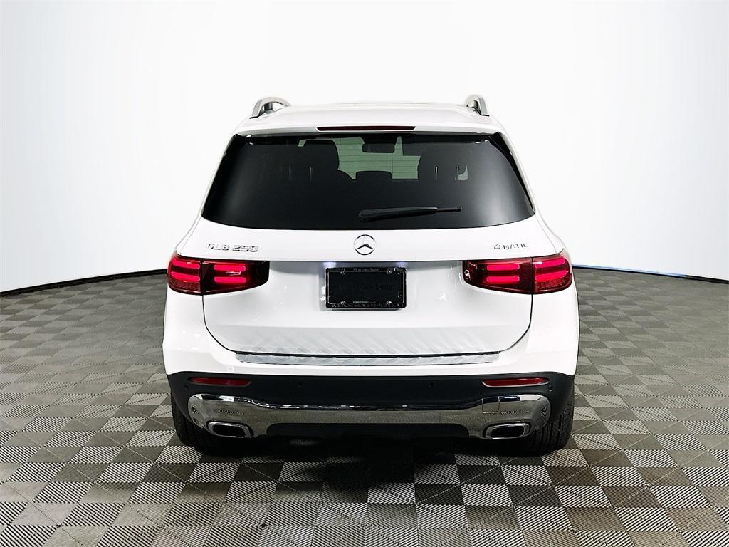 new 2025 Mercedes-Benz GLB 250 car, priced at $53,675