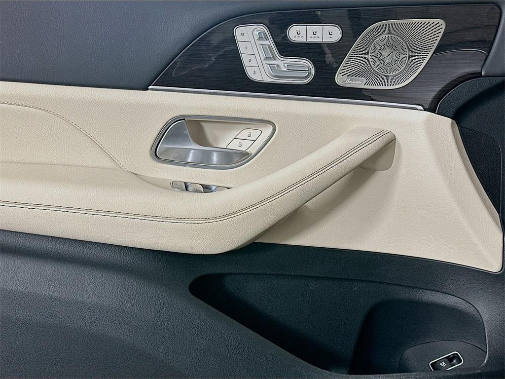 used 2023 Mercedes-Benz GLE 350 car, priced at $57,932